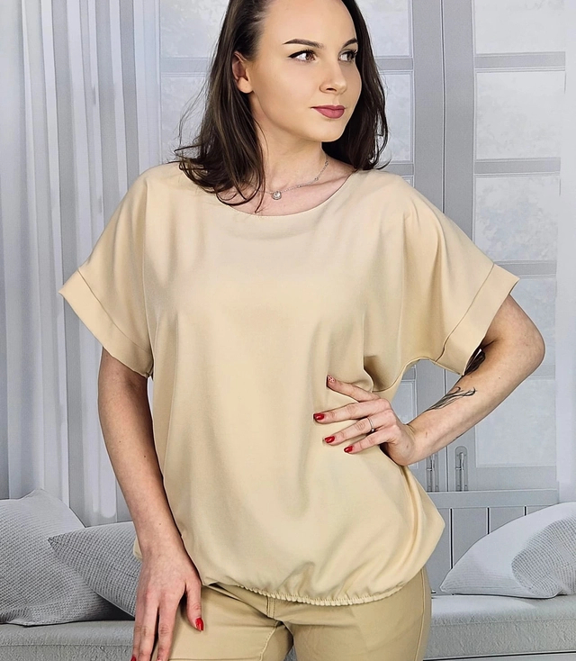 Elegant blouse with round neckline and elastic waistband INGA