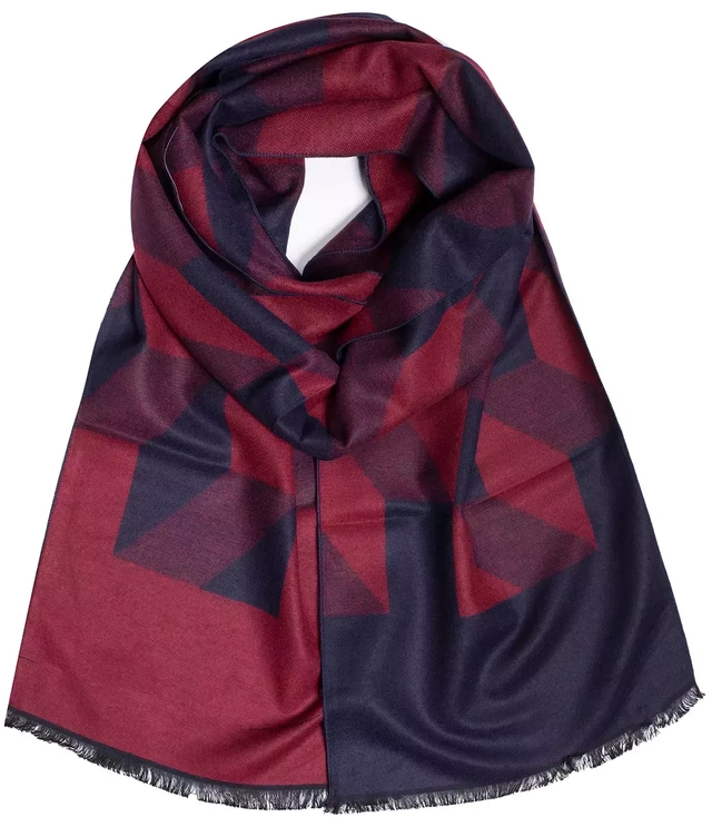 Men's scarf with tassels in patterns