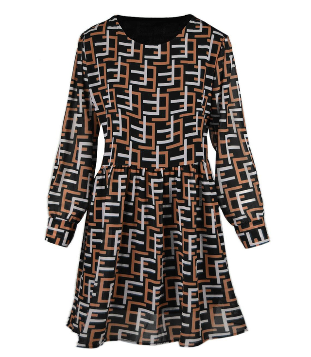 Subtle dress with a geometric pattern