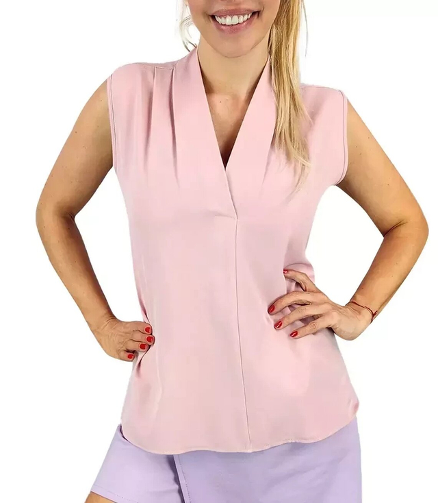 Elegant blouse with a ruffled V-neckline