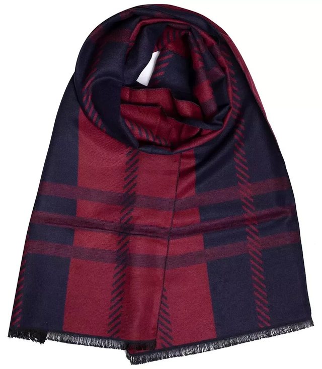 Men's scarf with tassels in patterns