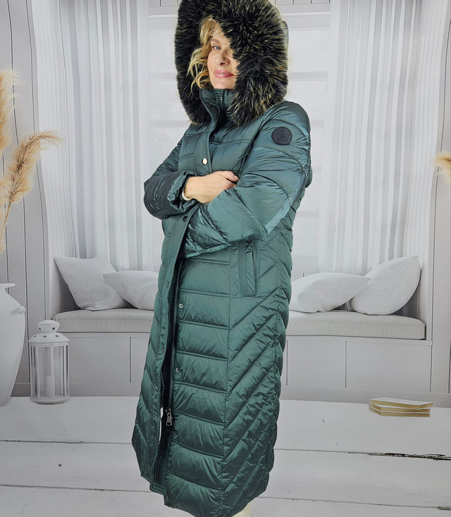 Long quilted winter warm coat with hood ARCTICA jacket