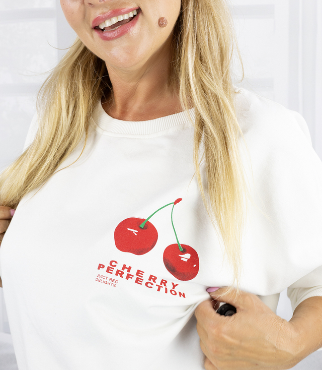  Women's oversize sweatshirt cherry print CHERRY PERFECTION