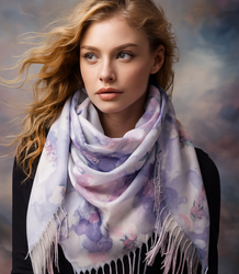 Women's scarf with floral pattern 100x100