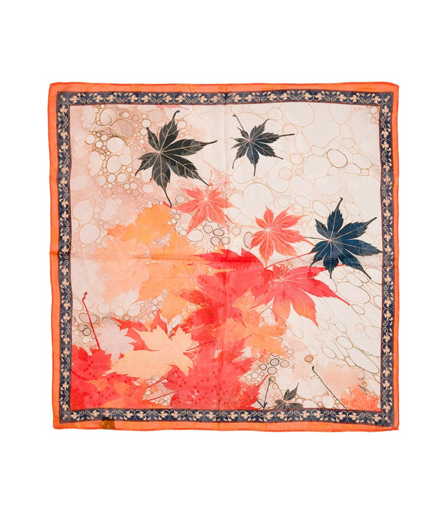 Elegant women's scarf with an insane 70x70 pattern