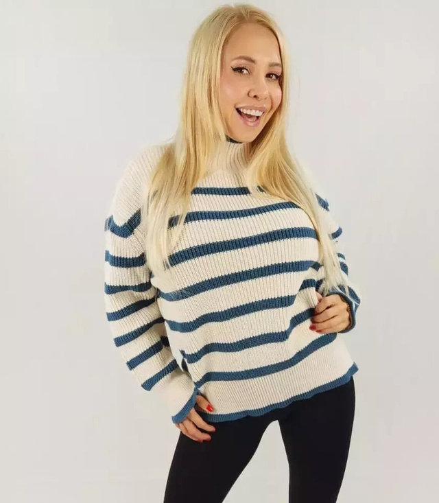 Super fashionable striped turtleneck knitted sweater