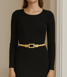 Damski pasek z ozdobną klamrą do sukienki