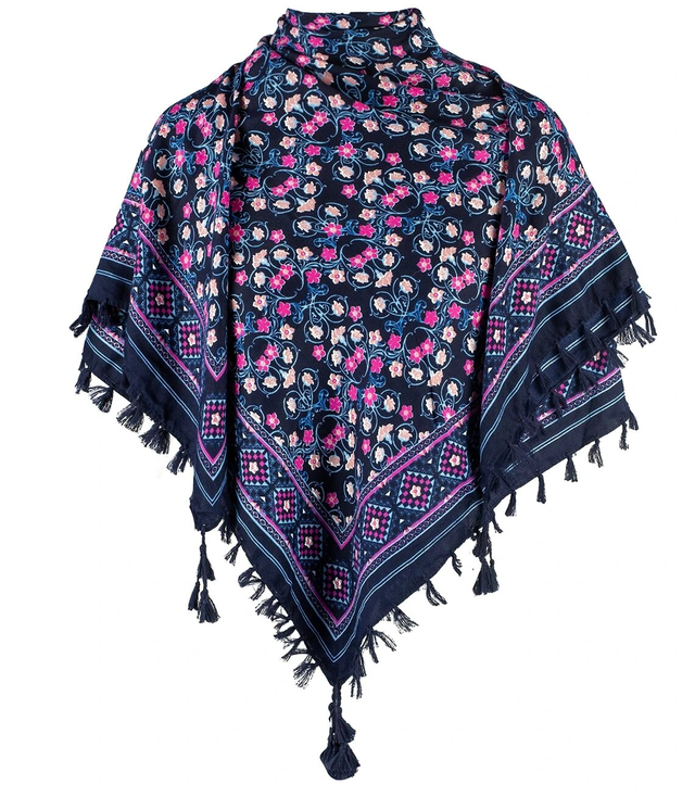 Beautiful scarf with tassel print in flowers