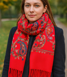Women's scarf with embroidered pattern and tassels
