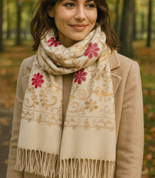Women's folklore scarf with flower motif and tassels