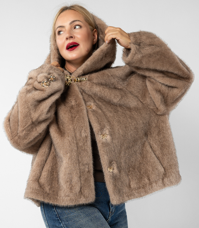 Luxury fur trapeze cut with gold elements AURORA