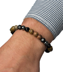 Men's bracelet with natural stones