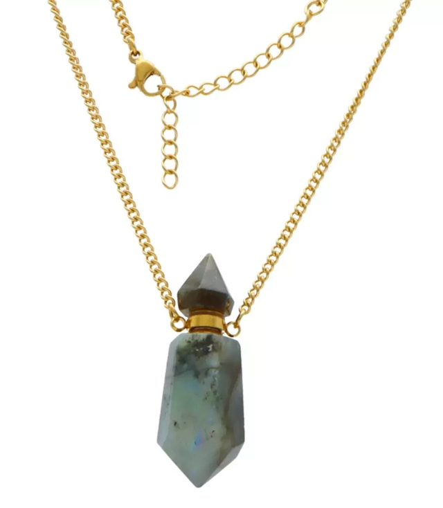 Labradorite pendant necklace