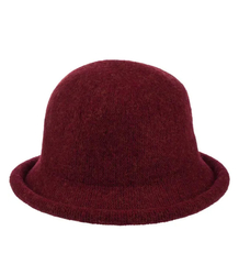 Women's hat made of soft teddy fabric