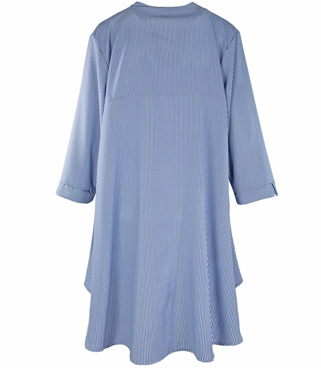 Oversize tunic shirt longer at the back