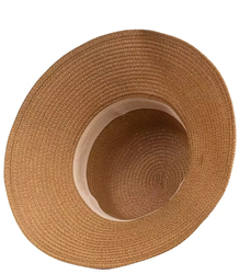 Raffia straw hat with string anchors