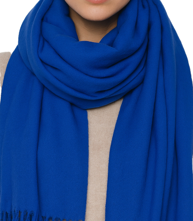 Soft large shawl with tassels uniform classic