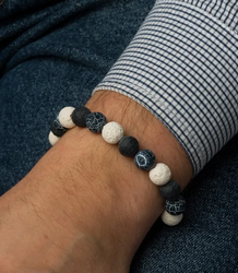 Men's bracelet with natural stones