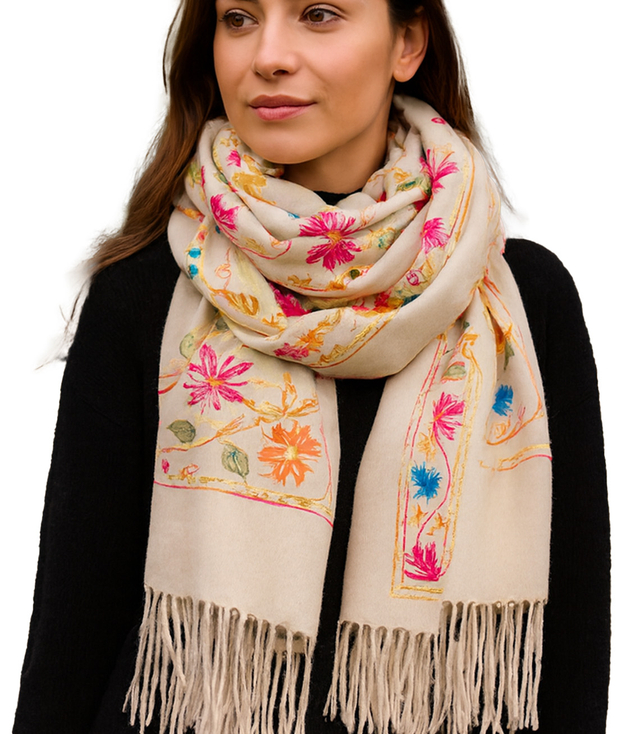 Women's folklore scarf with flower motif and tassels