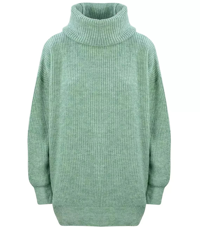 Smooth loose oversize turtleneck sweater