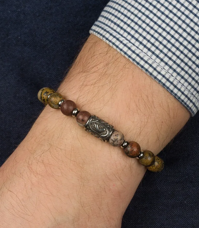 Men's bracelet with natural stones