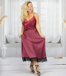 Stylish maxi skirt with lace peas