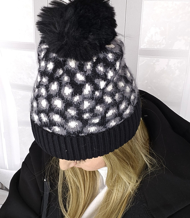 Warm women's cap with pompom autumn winter leopard spots