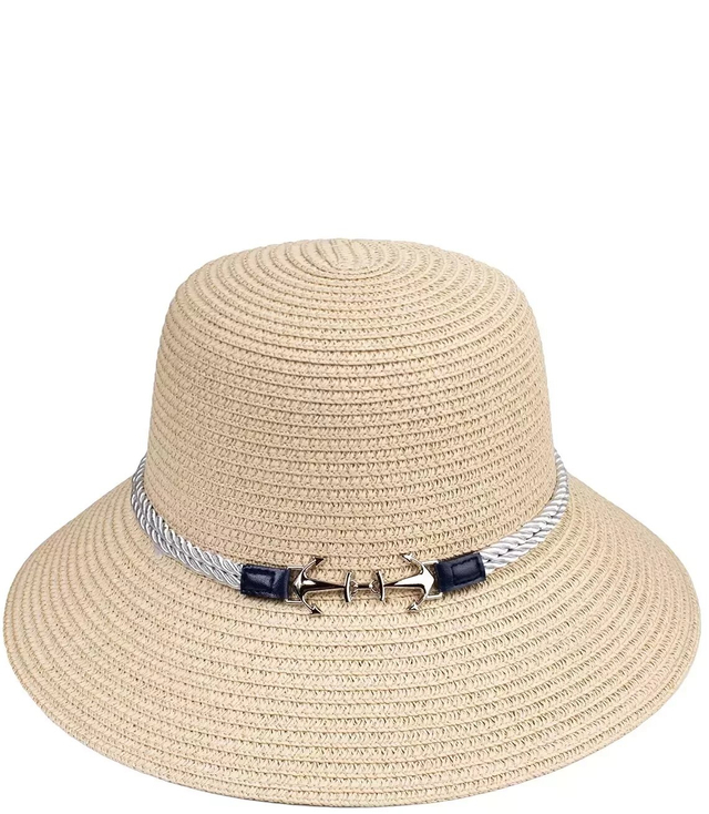 Raffia straw hat with string anchors