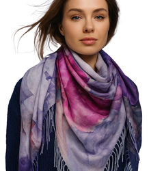 Kwiatowa chusta damska lekka – elegancka apaszka 100x100