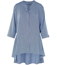 Oversize tunic shirt longer at the back