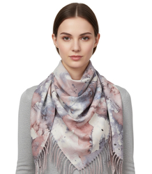 Women's scarf with watercolor pattern and tassels