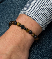 Men's bracelet with natural stones