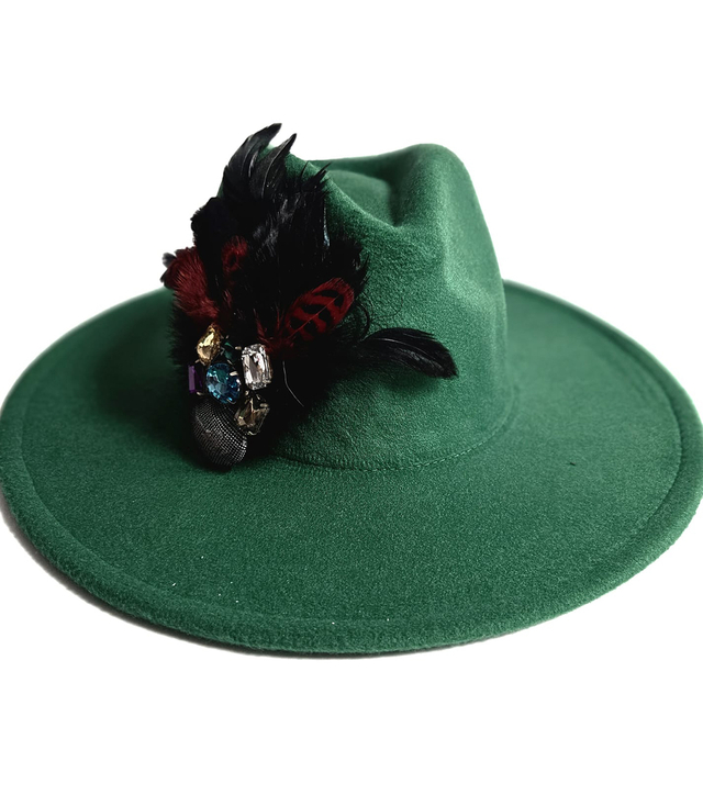 Elegant women's hat with large brooch with feathers and colored zircons