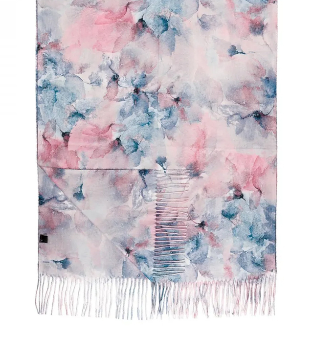 Women's scarf with floral motif and tassels elegant