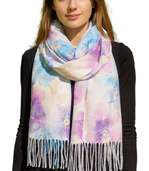 Women's scarf with floral motif and tassels elegant