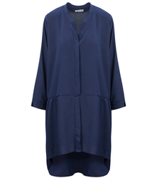 Oversize tunic shirt longer at the back