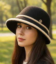 Women's hat cloche patch flower