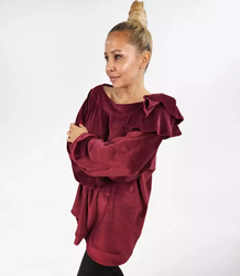 Welurowa bluza dresowa z falbanką oversize