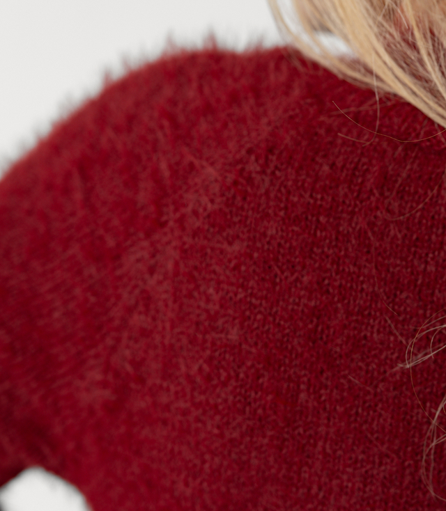 Puszysty krótki sweter z okrągły dekolt MILA