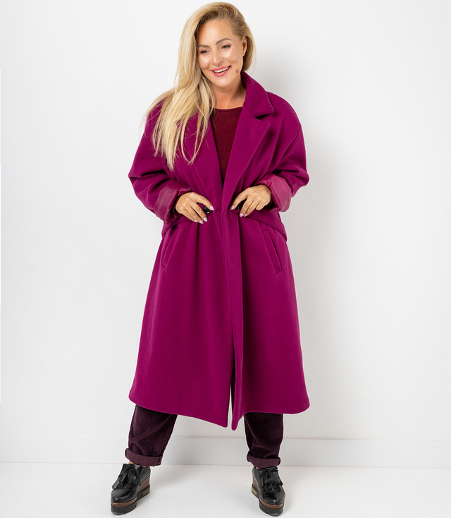 Długi płaszcz damski oversize z ozdobnym pasem KASIA unisize