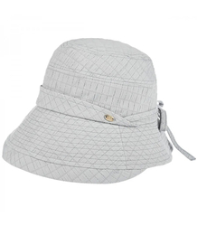 Kapelusz damski letni typu cloche z wiązaniem 