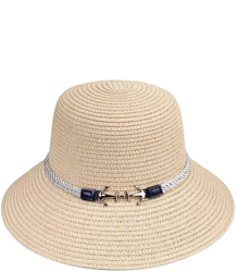 Raffia straw hat with string anchors