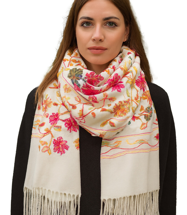 Women's folklore scarf with flower motif and tassels