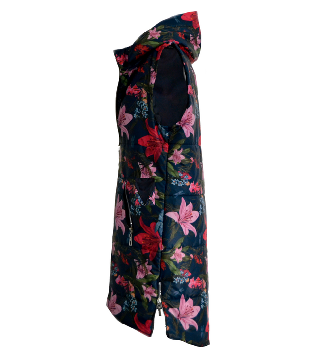 Long sleeved waistcoat with flowers and leaves