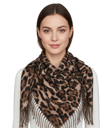 Warm panther scarf with tassels