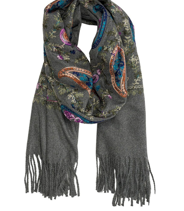 Women's scarf with embroidered pattern and tassels