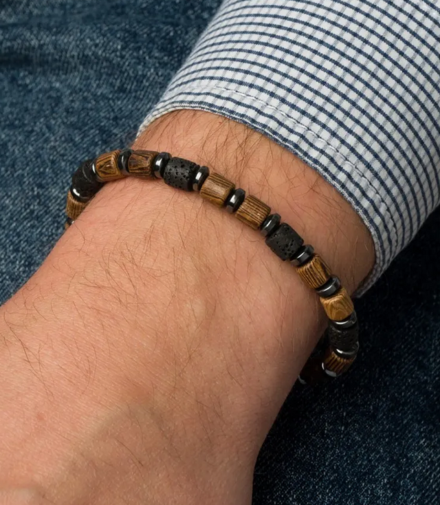 Men's bracelet with natural stones