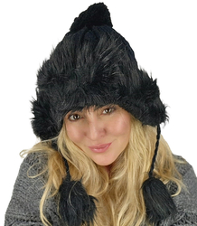 Warm winter beanie with fur trim and pom-pom