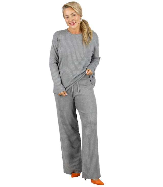 Prążkowany zestaw dresowy z luźną bluzą i spodniami SORELLA 