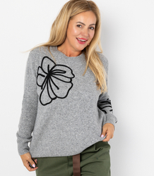 Classic women's sweater with 3D flower applique CLASSIC BLOOM